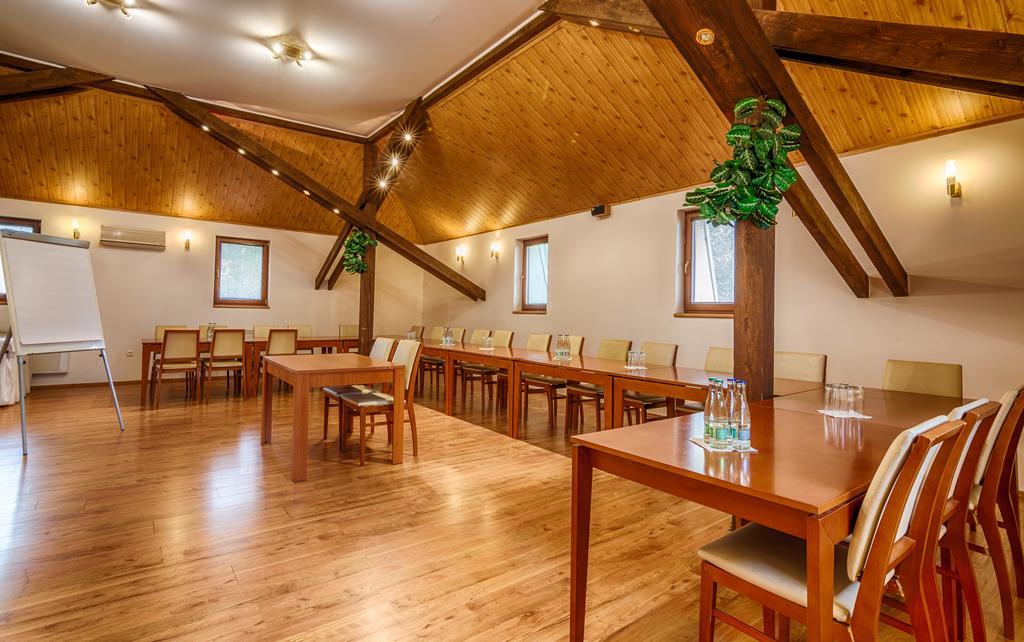 Penzion Almada Zvolen Esterno foto